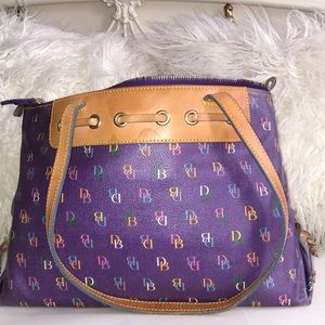 Dooney & Bourke purse!!
